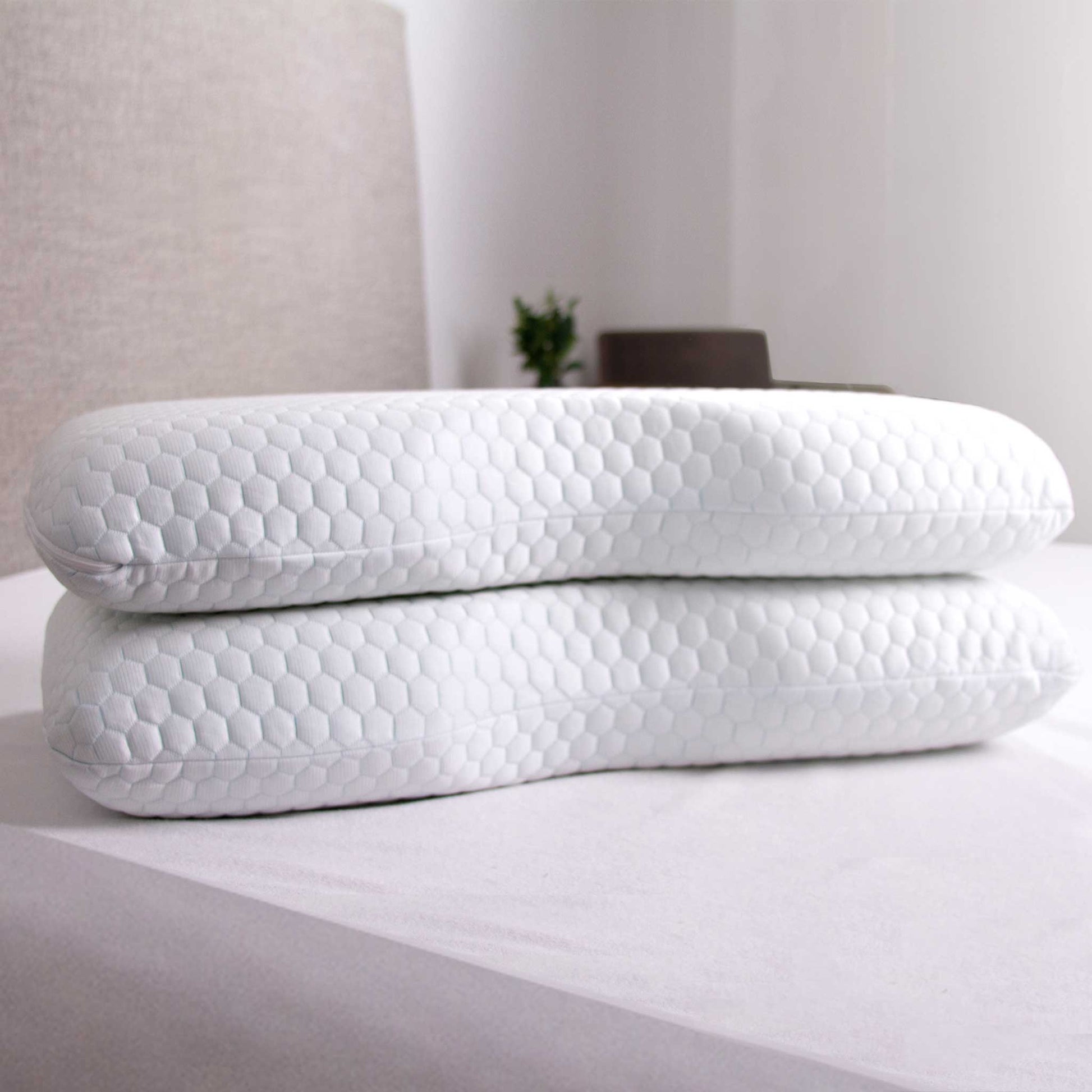 Blue Ice™ Cool Tech Curve Pillow – BedTech